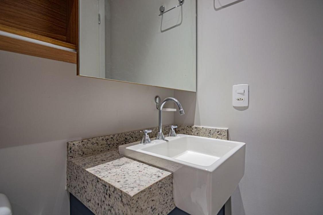Studio Novissimo A 300m Do Metro Ana Rosa Apartamento *